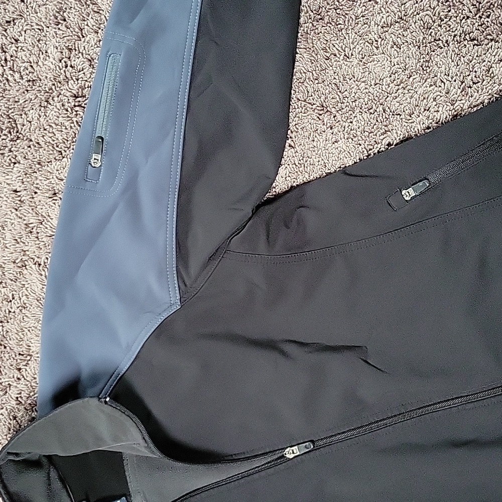 Jacket - Picture 4 of 4